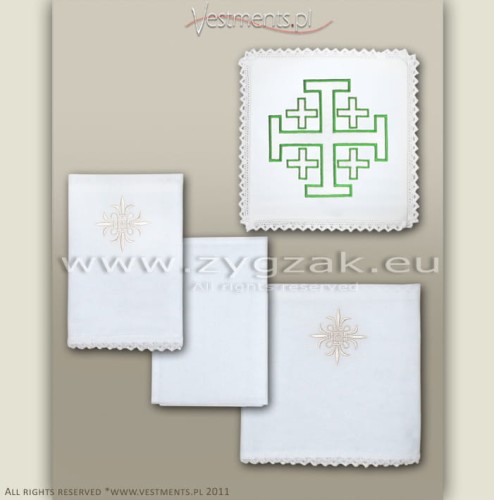 C12 GREEN - CHALICE LINEN SET