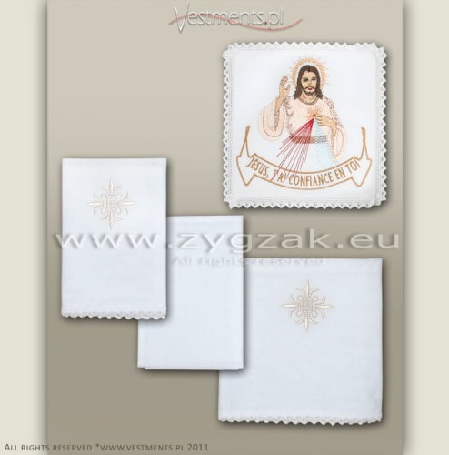 C11 FRENCH - CHALICE LINEN SET