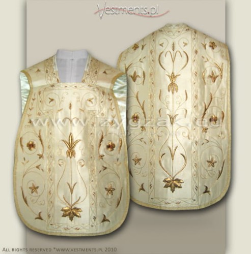 Highly decorated Roman style Low Mass Set