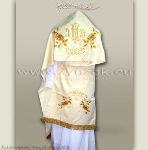 Gothic Humeral Veil