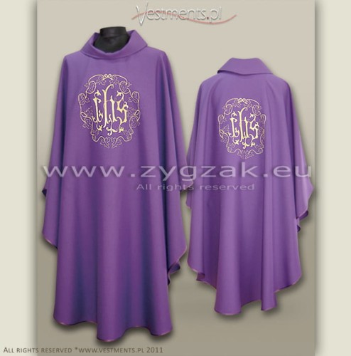 GOTHIC STYLE CHASUBLE