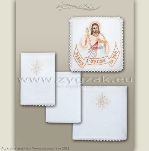 C11 ENGLISH - CHALICE LINEN SET