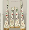 Highly decorative Roman style Low Mass Set