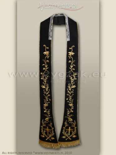 ROMAN STYLE STOLE
black