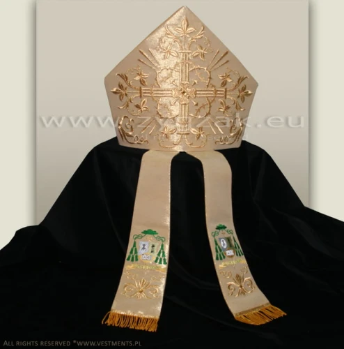 M11-GOLD MITRE