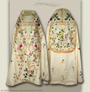 KR-HR-9 HAND EMBROIDERED LATIN STYLE COPE