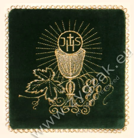 P05 GREEN VELVET PALL