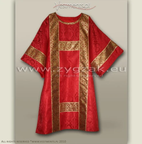 SEMI-GOTHIC DALMATIC red