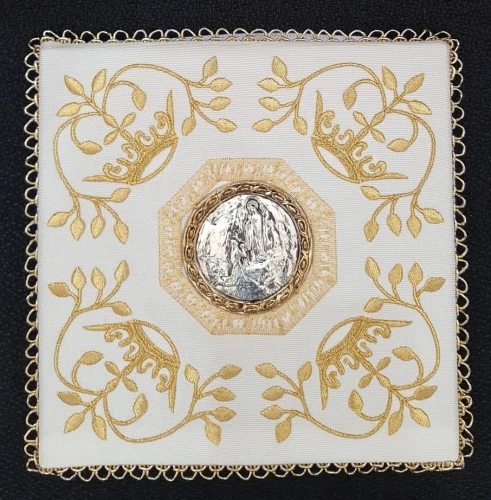 PM2-07 CHALICE PALL "Our Lady of Lourders"